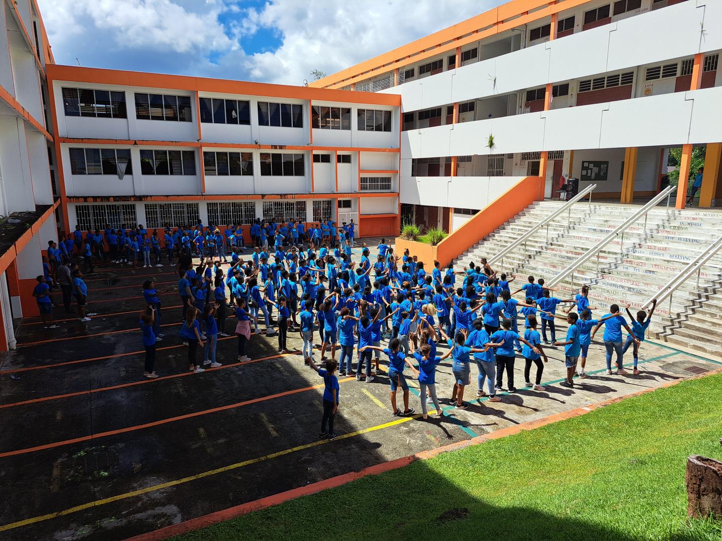 Octobre rose – Collège les Roches Gravées